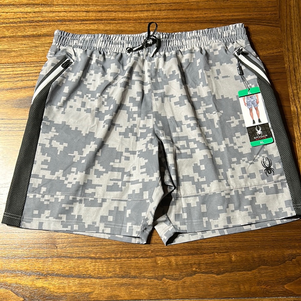 Men’s Spyder Active Shorts Size XL NWT